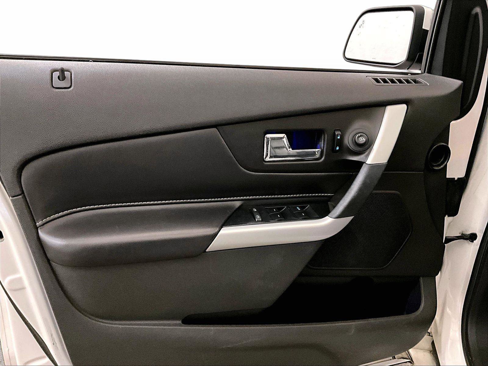 Used 2014 Ford Edge Sport w/ Driver Entry Package AWD/4WD image 23