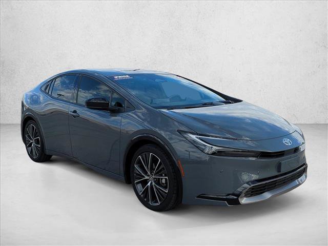 Certified 2023 Toyota Prius XLE FWD image 3
