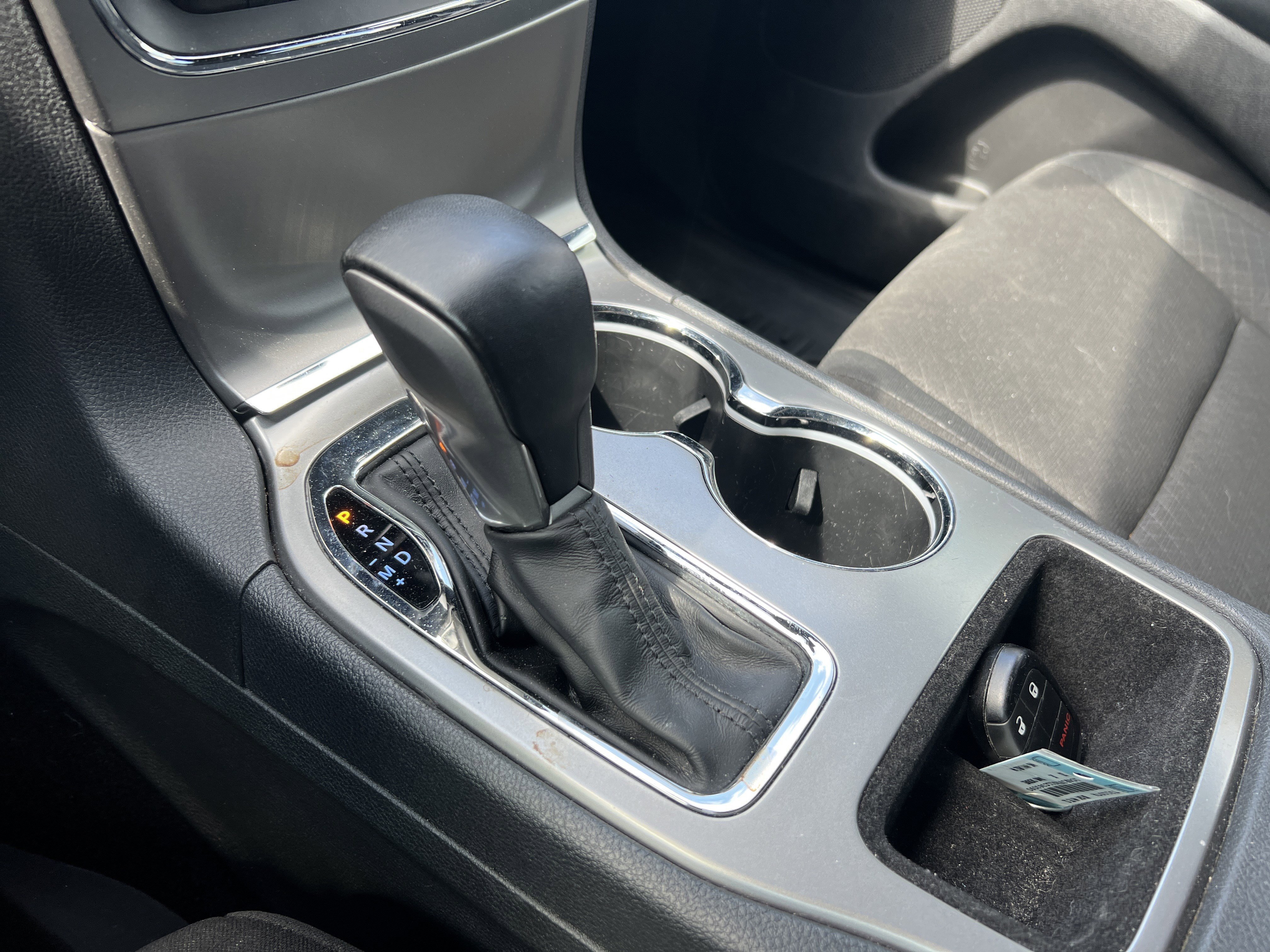 Used 2020 Jeep Grand Cherokee Laredo image 25