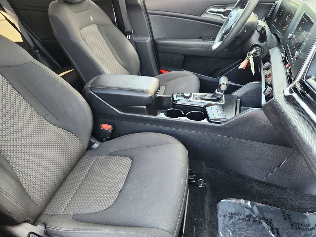 Certified 2023 Kia Sportage LX image 13