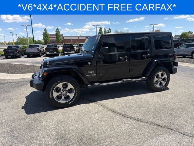 Used 2017 Jeep Wrangler Unlimited Sahara w/ Connectivity Group AWD/4WD image 5