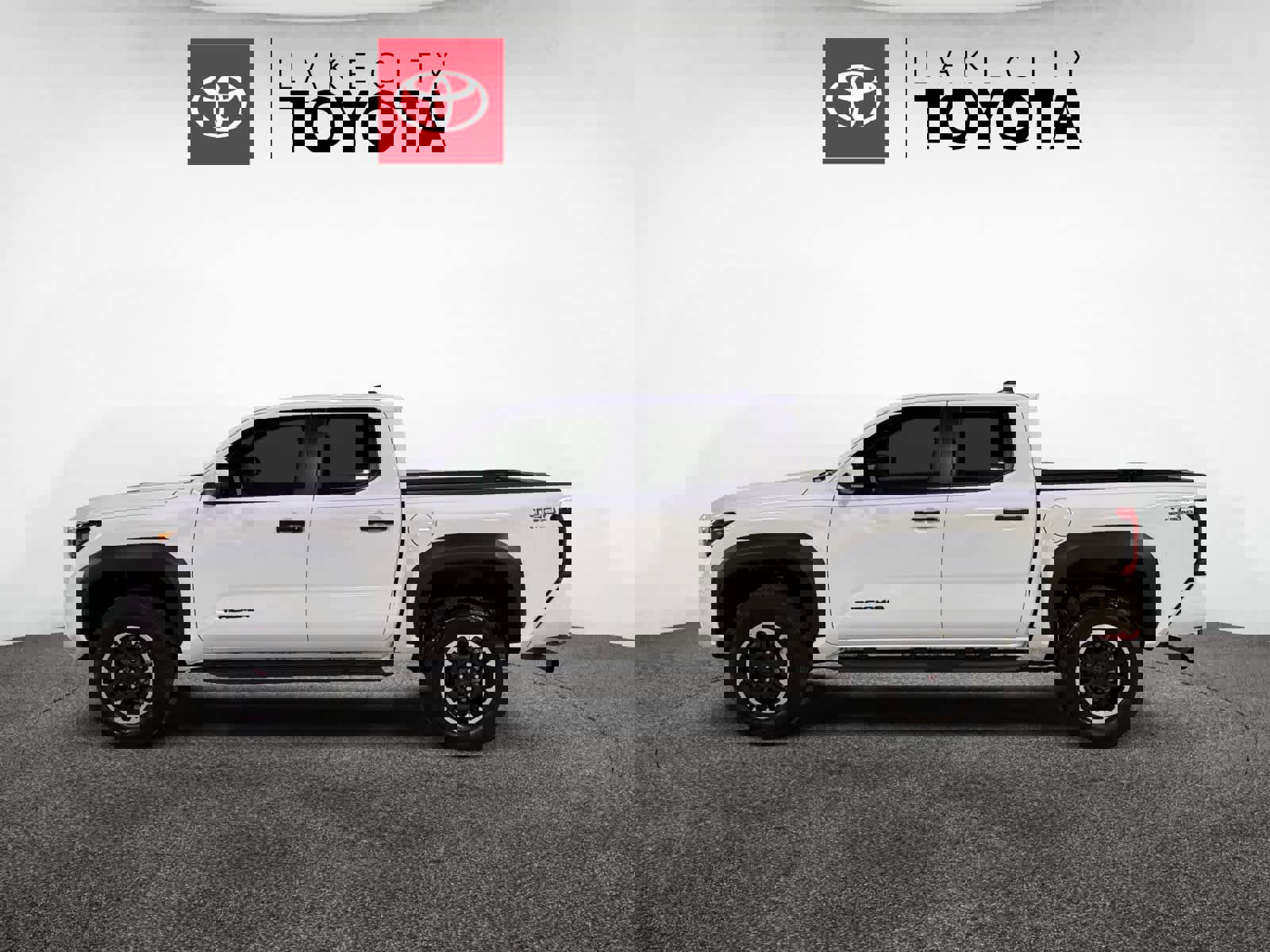 Used 2024 Toyota Tacoma TRD Off-Road image 3