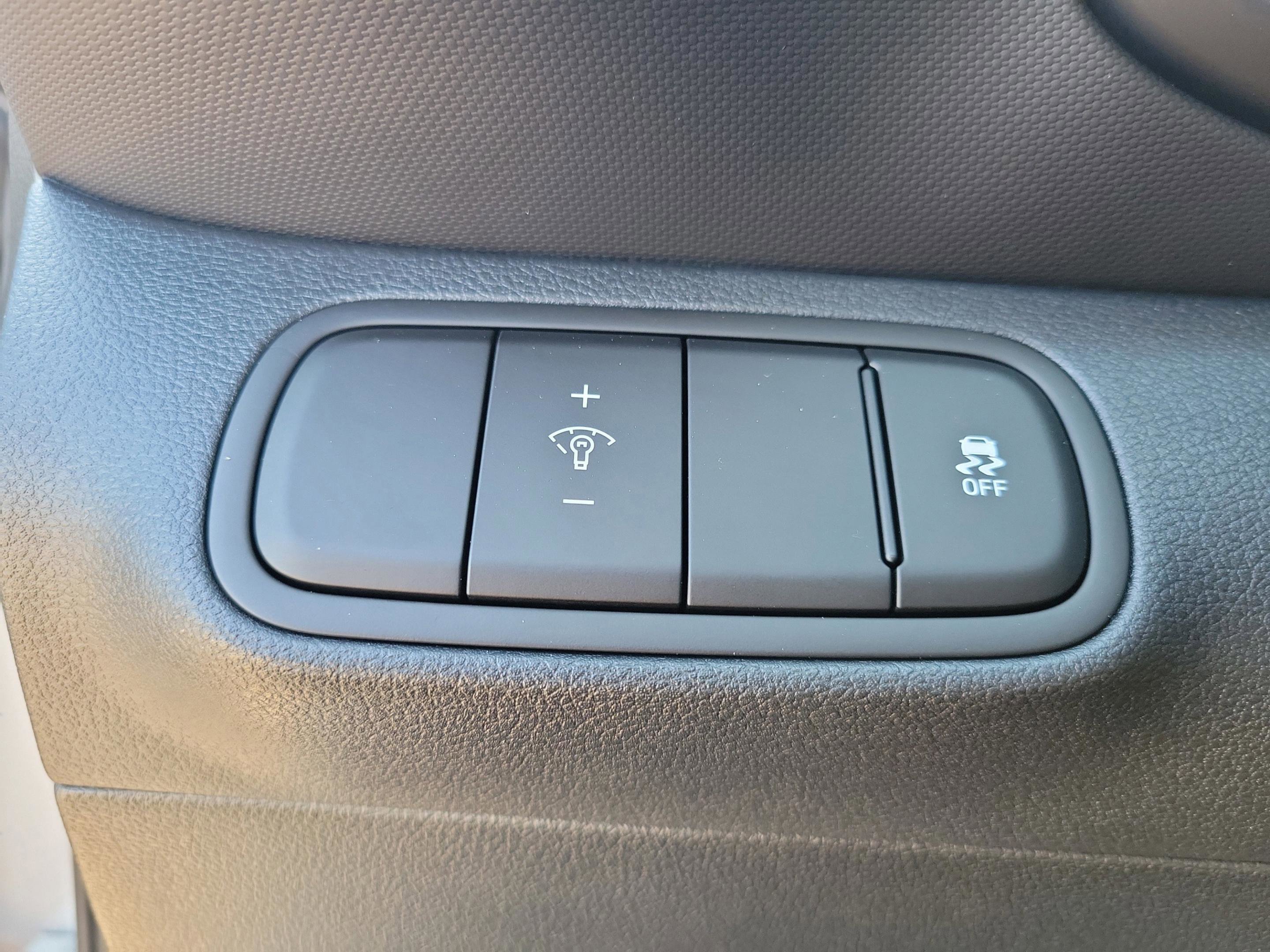 New 2026 Hyundai Venue SE image 14