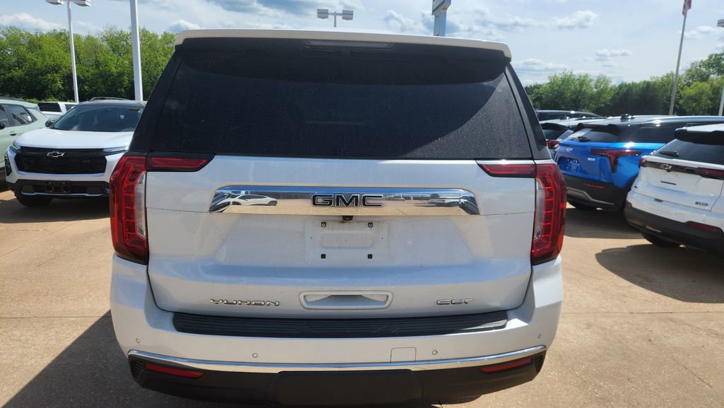 Used 2023 GMC Yukon XL SLT AWD/4WD image 5