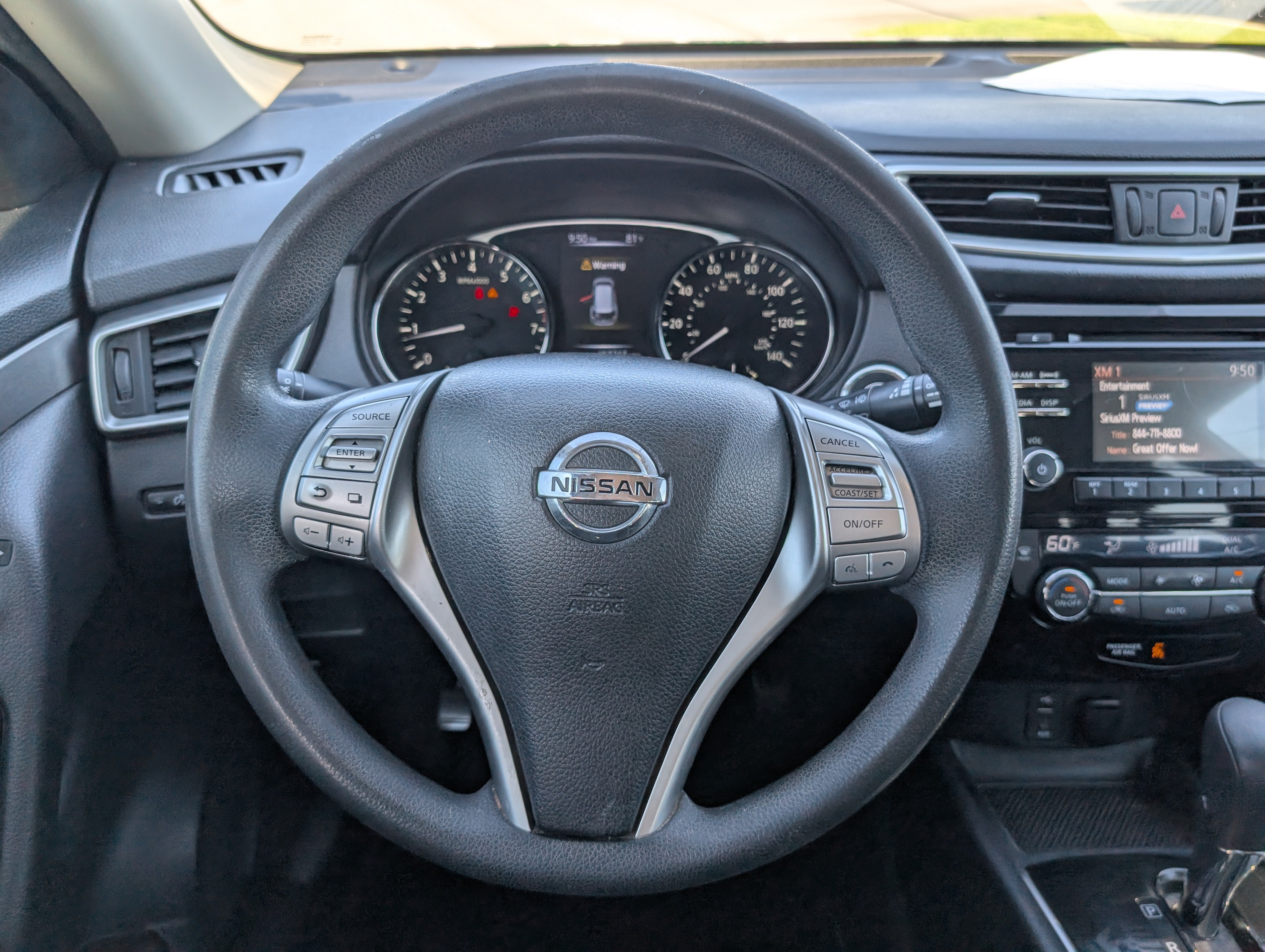 Used 2015 Nissan Rogue SV FWD image 14