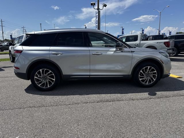Used 2022 Lincoln Corsair FWD image 4