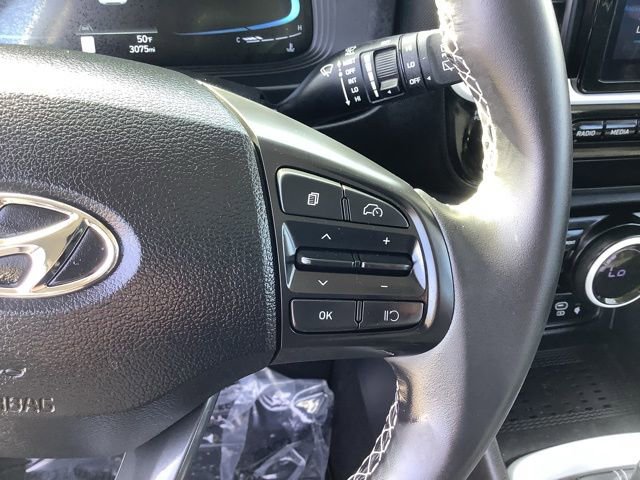 Certified 2025 Hyundai Venue Limited image 51