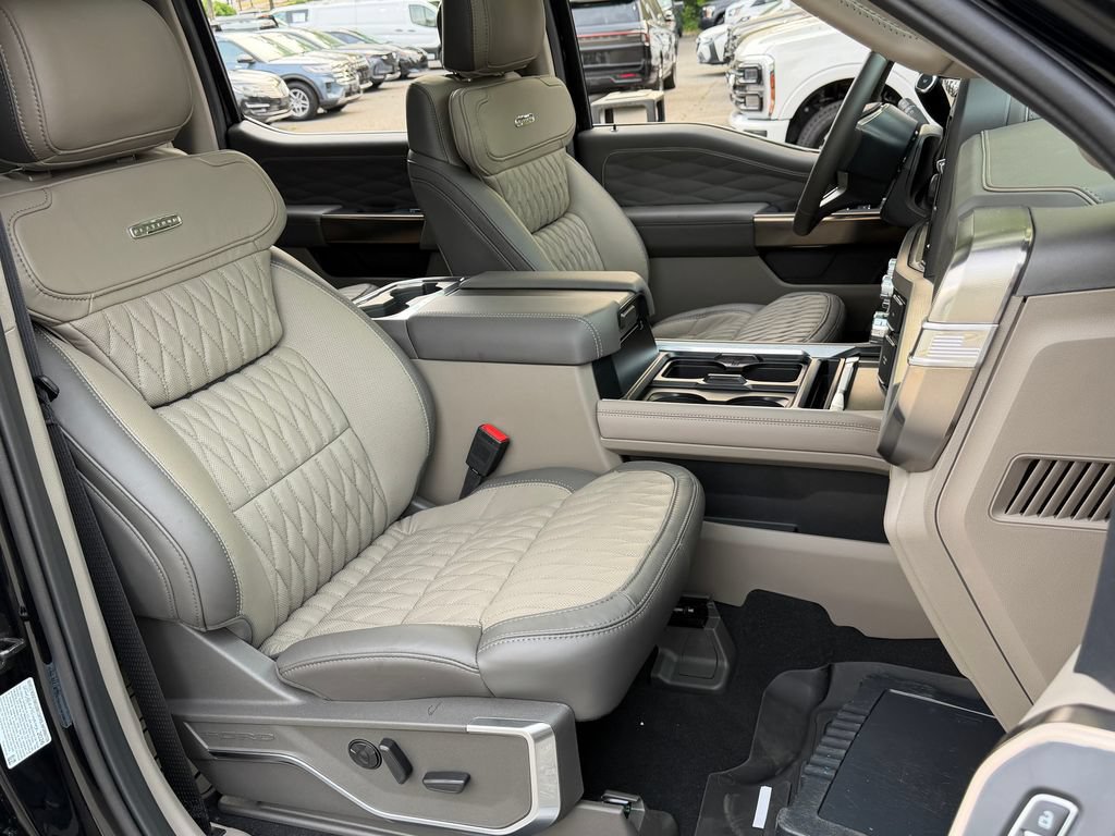 New 2026 Ford F350 Platinum w/ Platinum Plus Package AWD/4WD image 22