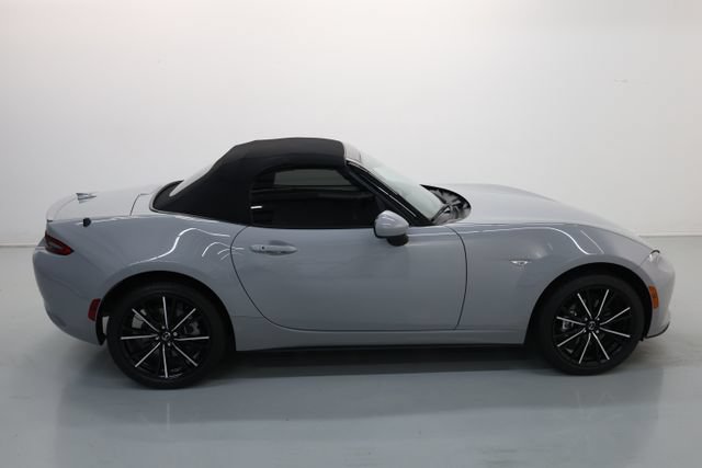 Used 2024 MAZDA MX-5 Miata Grand Touring w/ Weather Package RWD image 49