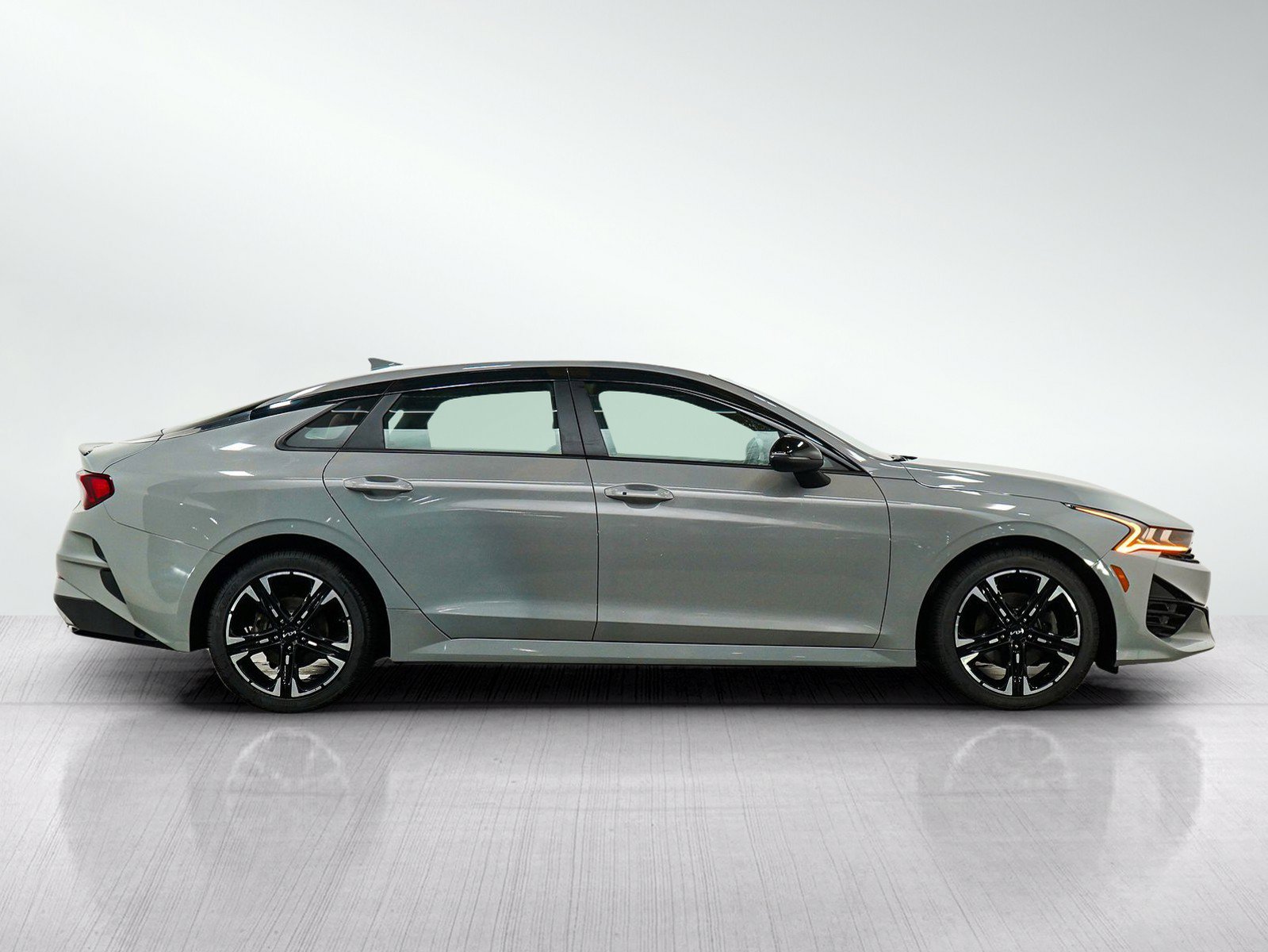 Used 2023 Kia K5 GT-Line w/ GT-Line Premium Package FWD image 7
