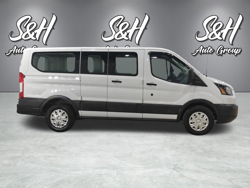 Used 2016 Ford Transit 150 XL image 19