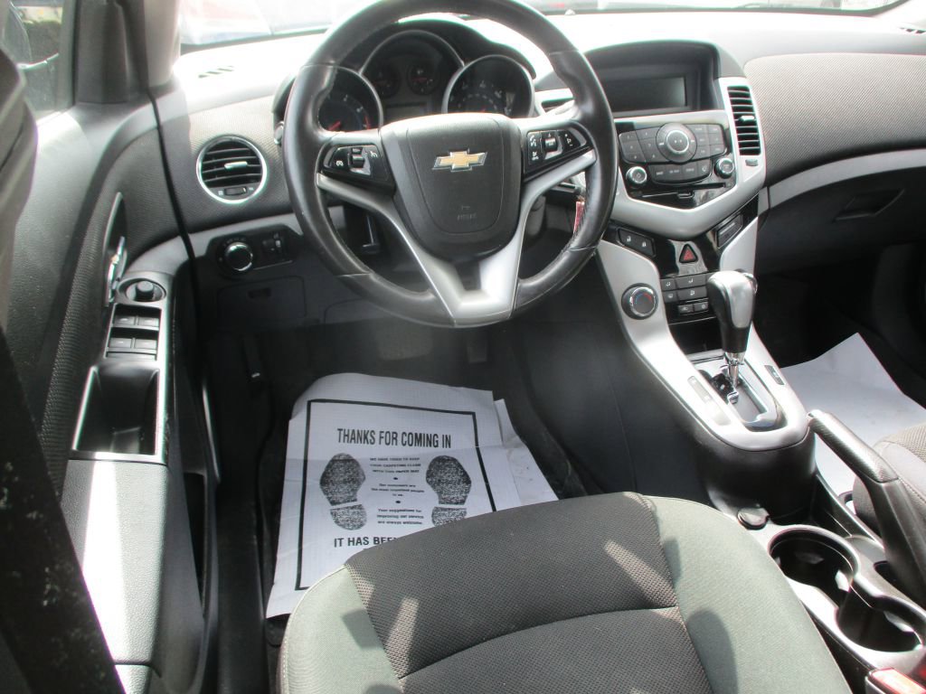 Used 2012 Chevrolet Cruze LT FWD image 7