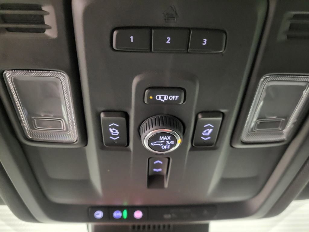 Used 2024 Chevrolet Tahoe RST w/ Luxury Package AWD/4WD image 20