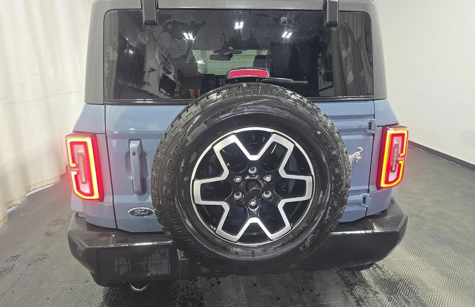 Used 2025 Ford Bronco Outer Banks AWD/4WD image 5