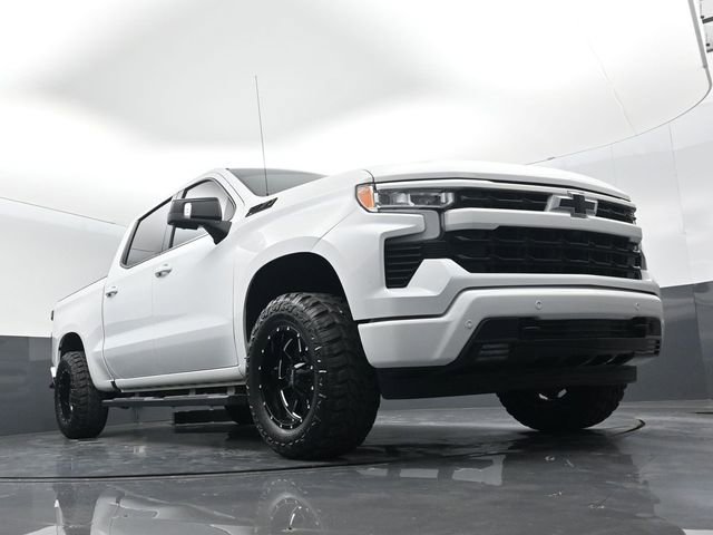 Used 2024 Chevrolet Silverado 1500 RST w/ Convenience Package II image 17