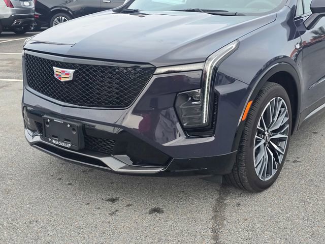 Used 2025 Cadillac XT4 Sport FWD image 11