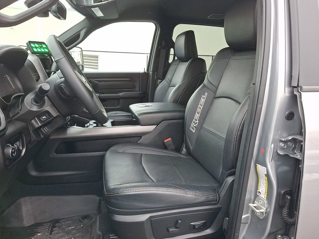 Used 2024 RAM 2500 Rebel w/ Towing Technology Group image 10