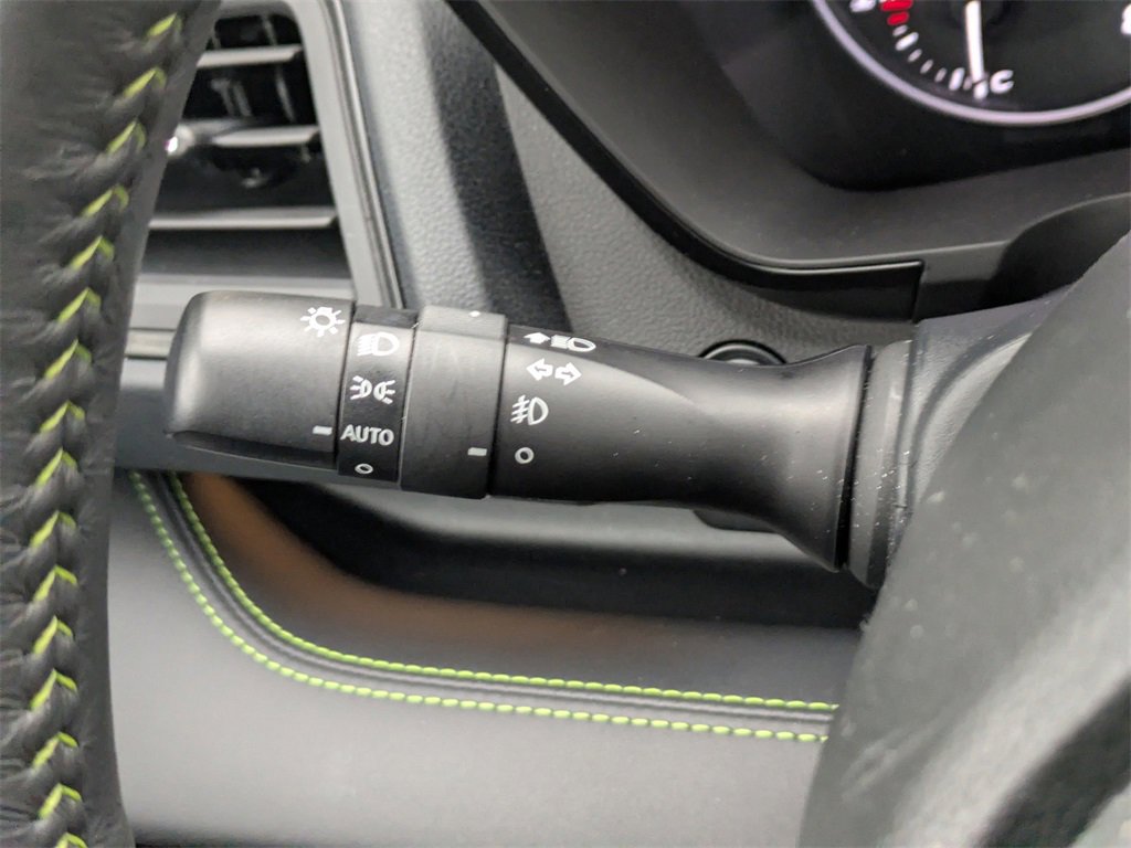 Certified 2025 Subaru Ascent Bronze Edition w/ Onyx Package image 32