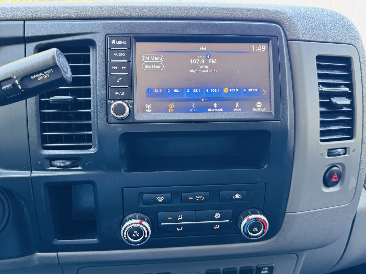 Used 2020 Nissan NV 1500 S image 17