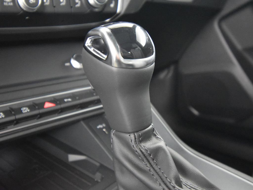 New 2025 Audi Q3 2.0T Premium image 27