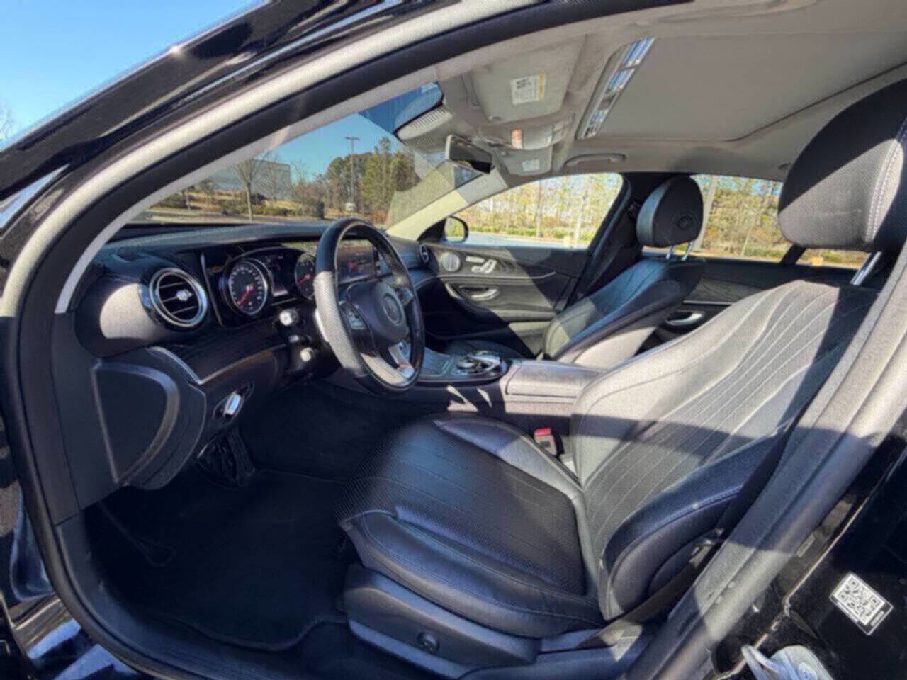 Used 2018 Mercedes-Benz E 300 4MATIC image 9