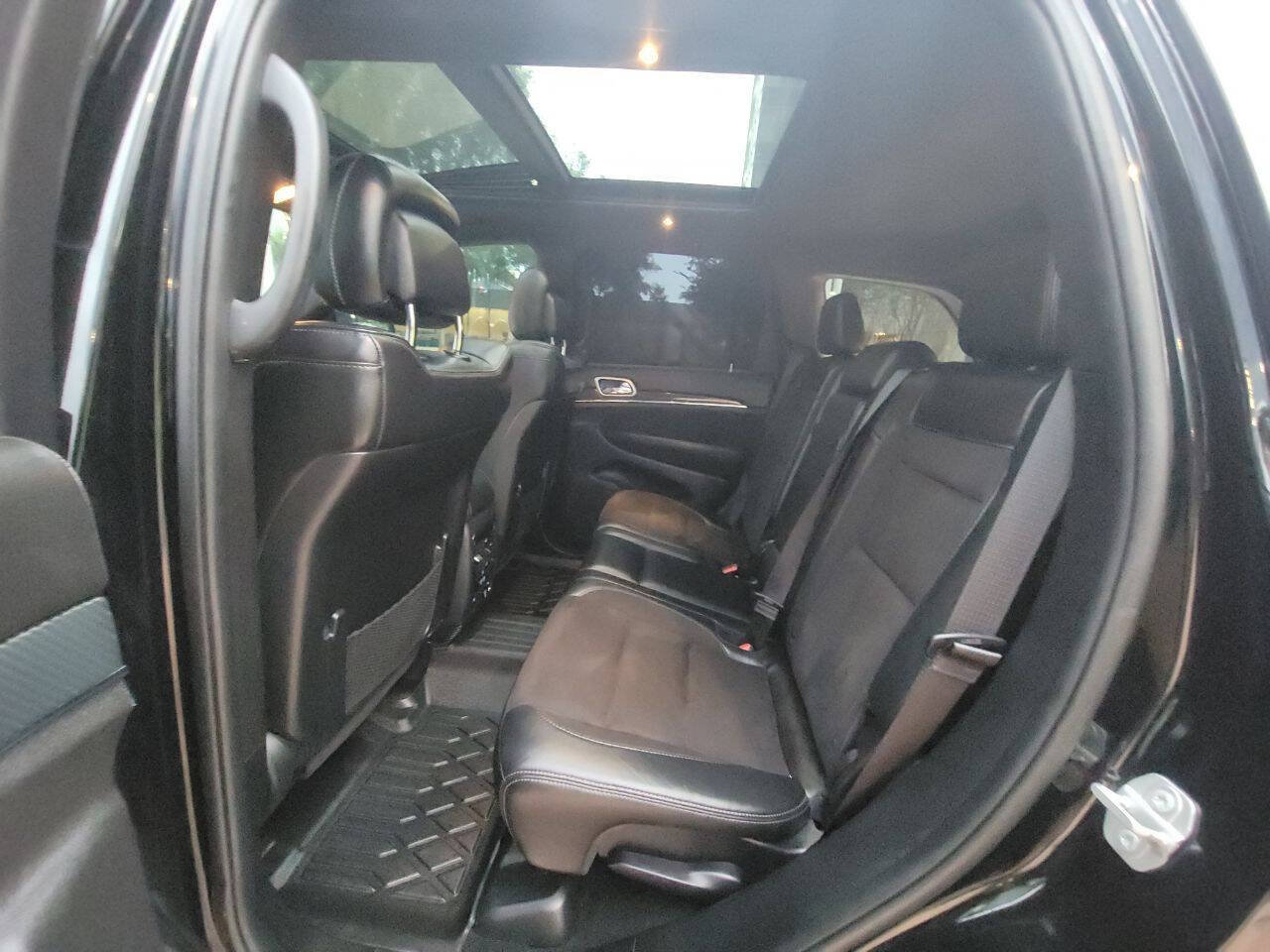 Used 2021 Jeep Grand Cherokee SRT AWD/4WD image 30