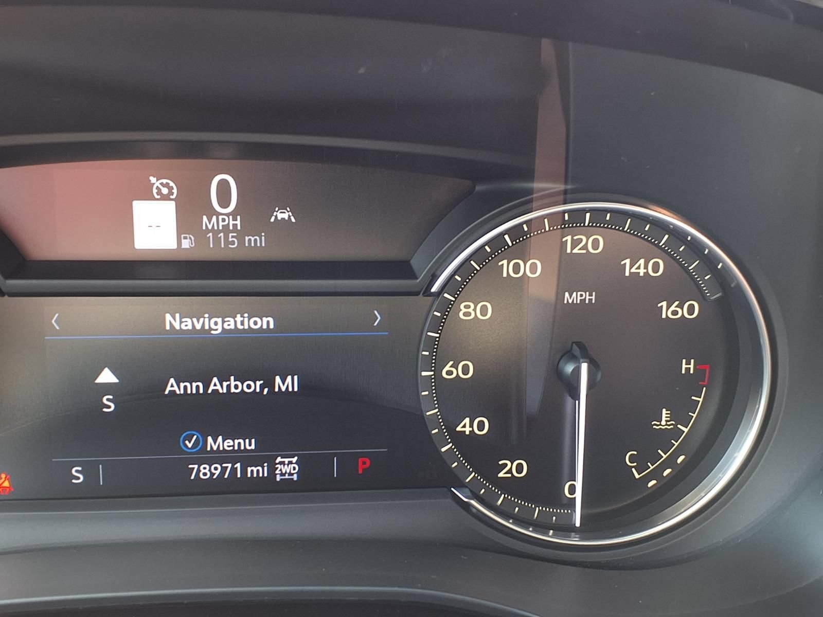Used 2020 Cadillac XT5 Premium Luxury w/ LPO, Floor Liner Package AWD/4WD image 19