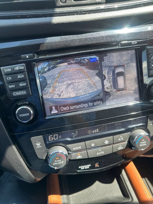 Used 2017 Nissan Rogue SL w/ SL Premium Package FWD image 20