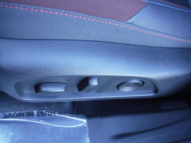 Used 2025 Chevrolet Equinox RS image 18