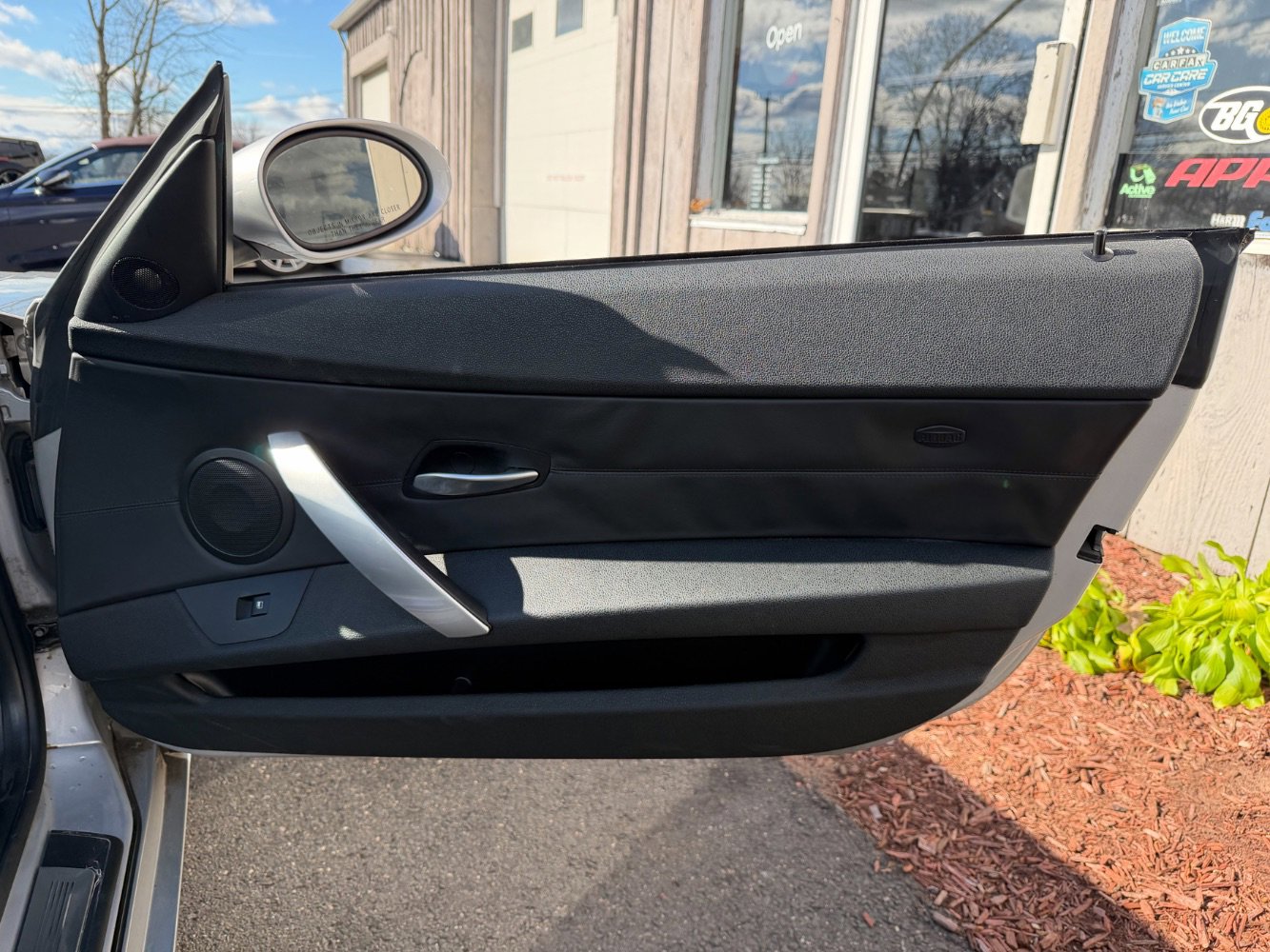 Used 2007 BMW M Roadster image 30