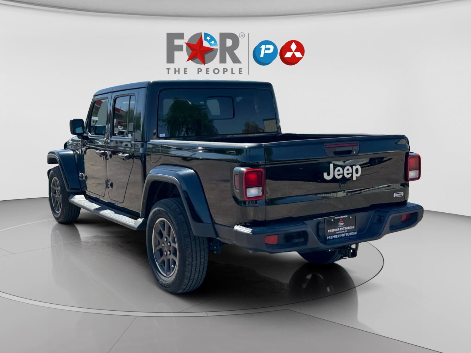 Used 2021 Jeep Gladiator Overland AWD/4WD image 3