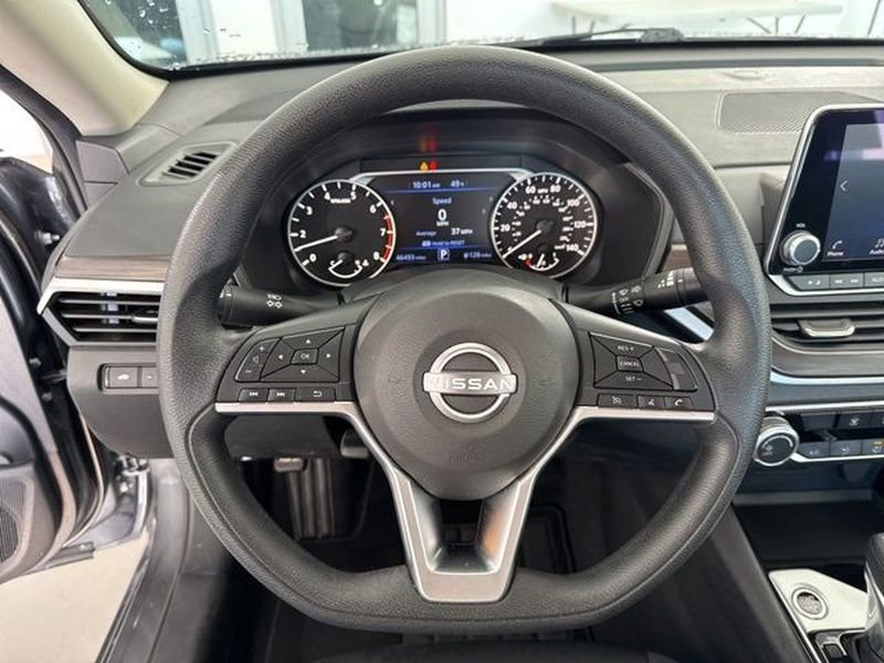 Used 2024 Nissan Altima 2.5 SV image 27