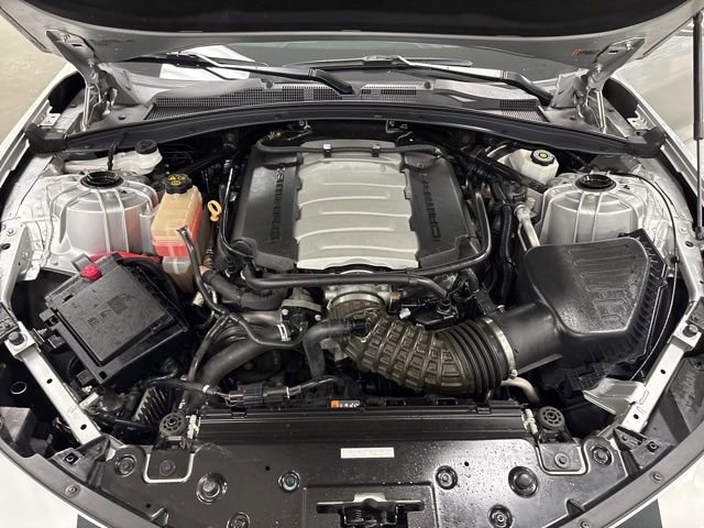 Used 2017 Chevrolet Camaro SS RWD image 27