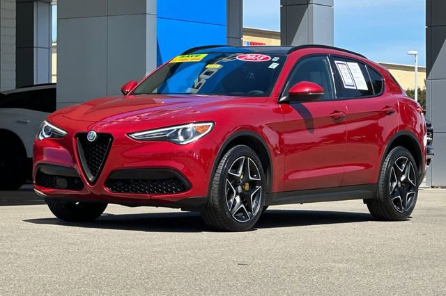 Used 2018 Alfa Romeo Stelvio Ti Sport AWD/4WD image 10