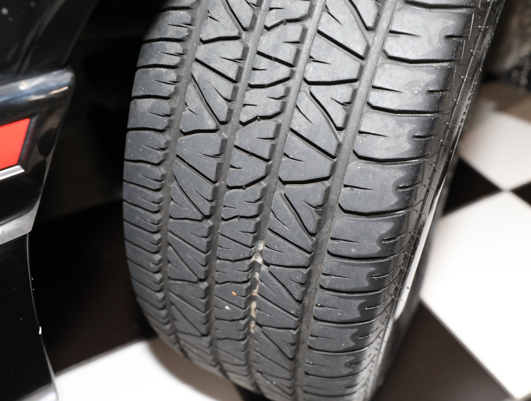 Used 1987 Ford Mustang GT RWD image 74