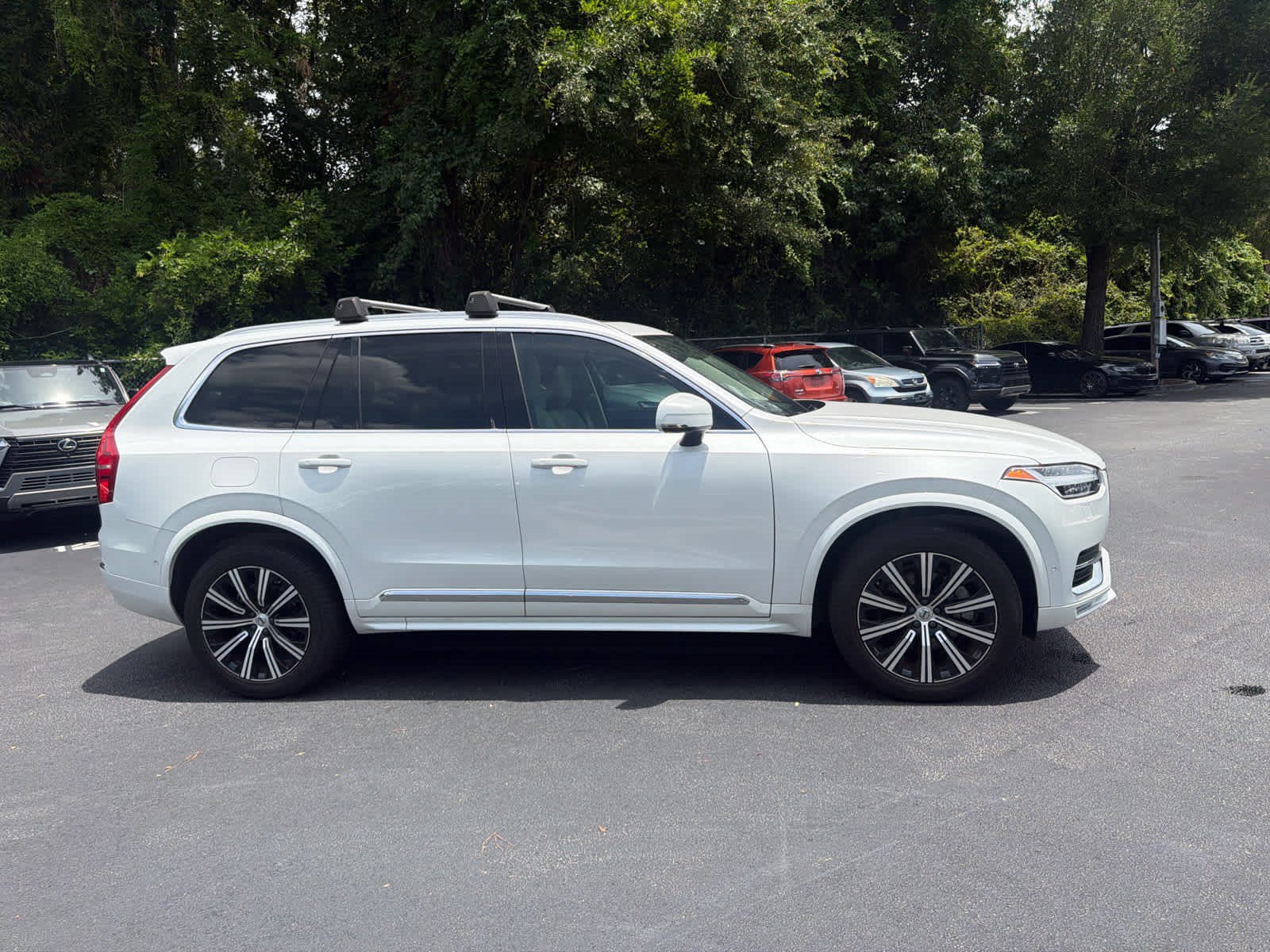 Used 2024 Volvo XC90 B6 Plus w/ Protection Package Premier AWD/4WD image 21