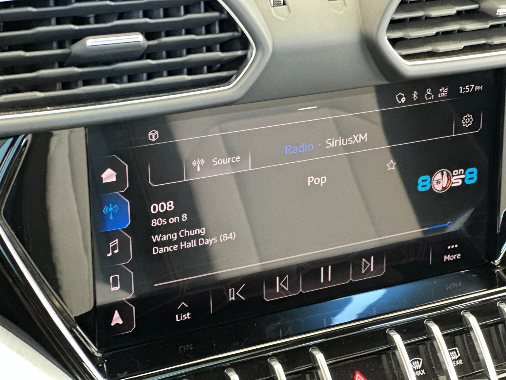 Used 2020 Lamborghini Urus image 22