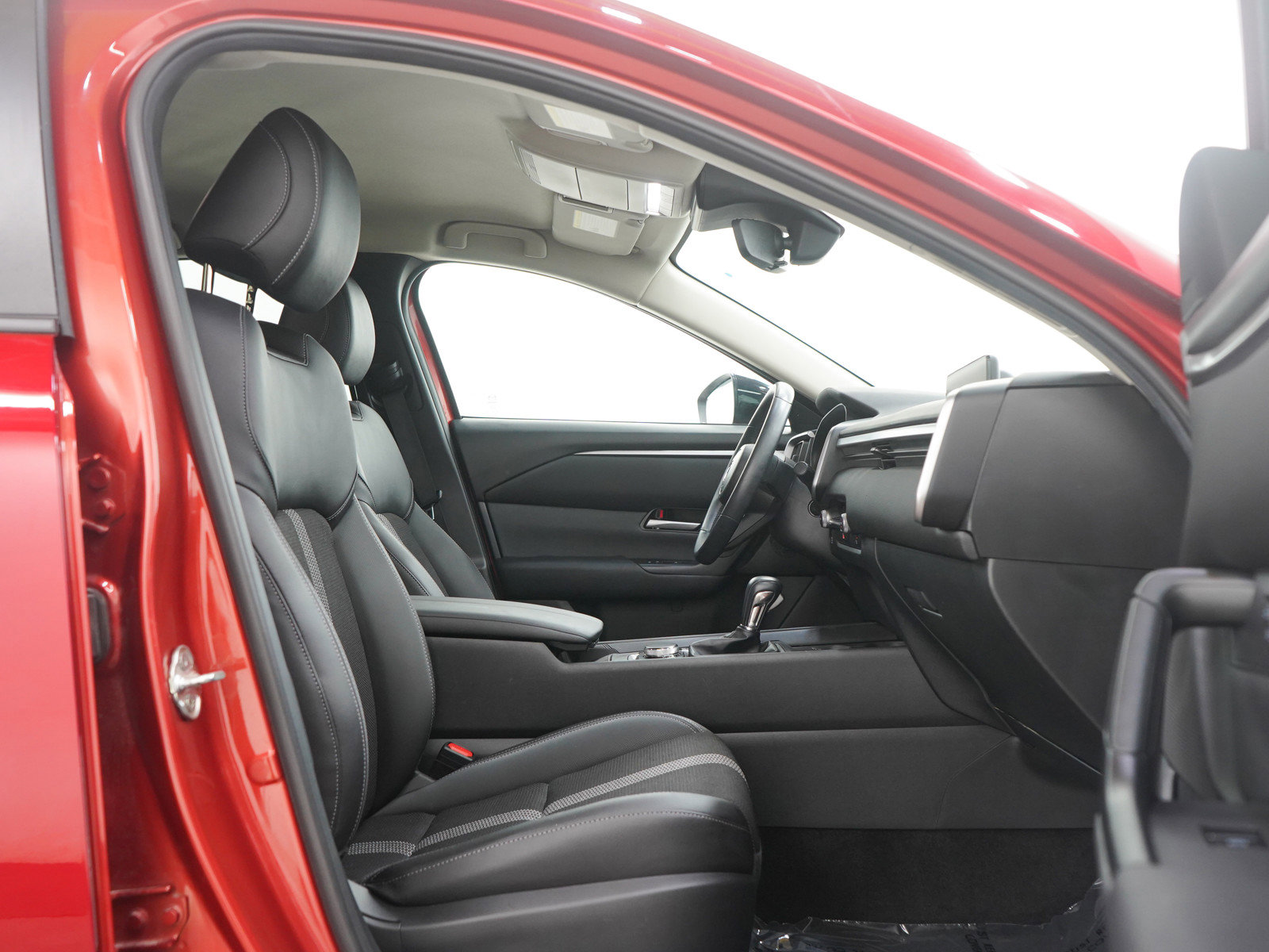 Used 2024 MAZDA CX-50 AWD 2.5 S w/ Cargo Package image 11
