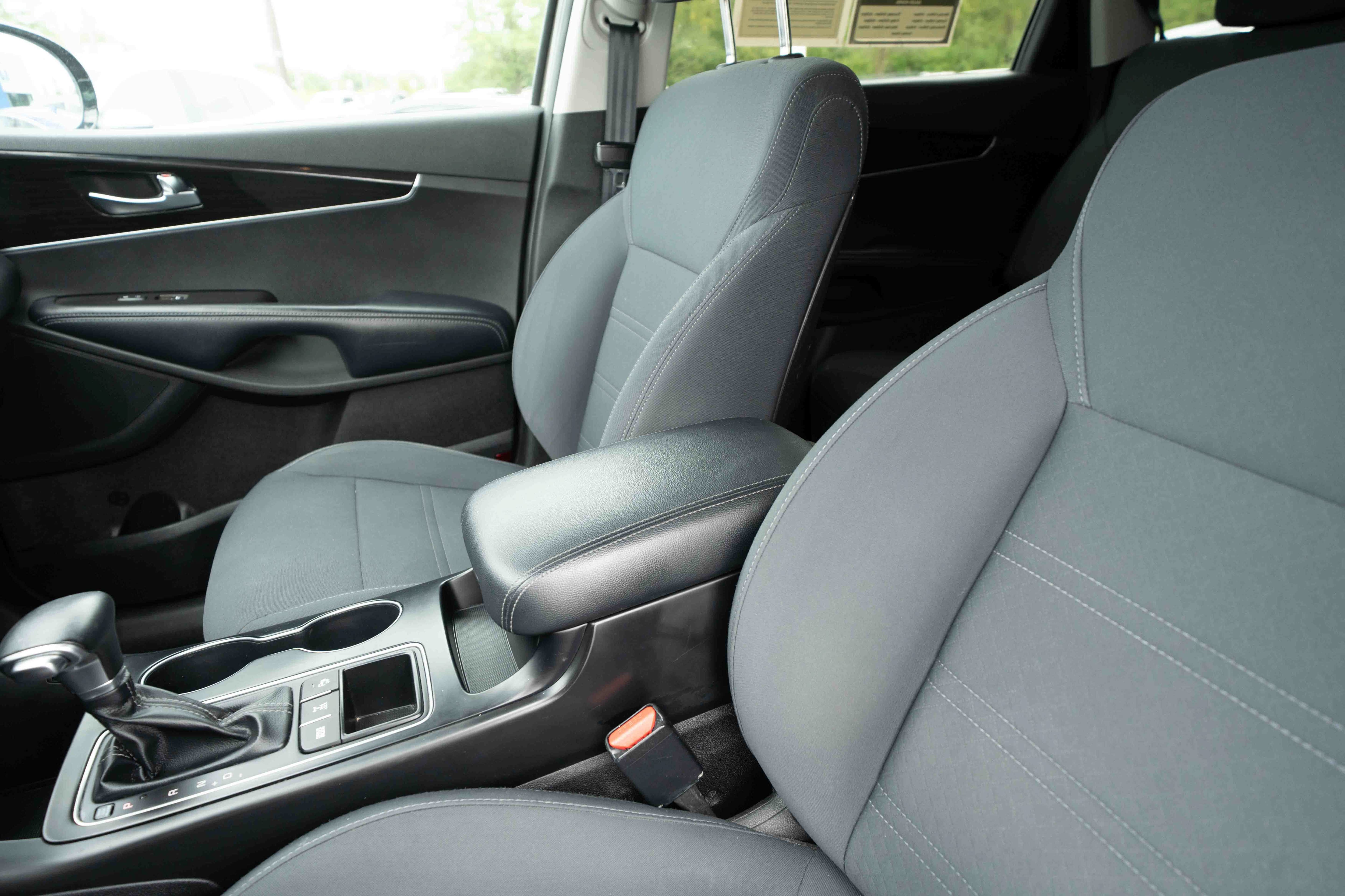 Used 2019 Kia Sorento AWD w/ LX Convenience Package image 10