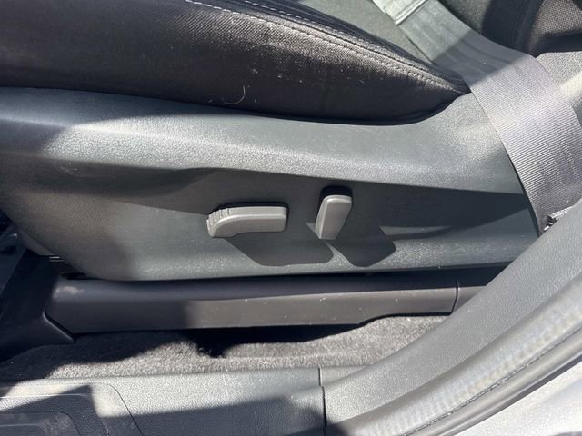 Used 2023 Subaru Ascent Premium image 23