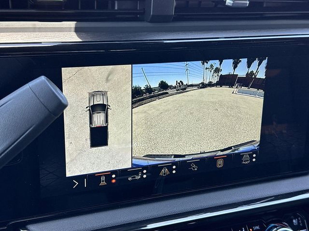 New 2026 GMC Sierra 2500 AT4 w/ AT4 Premium Plus Package AWD/4WD image 14