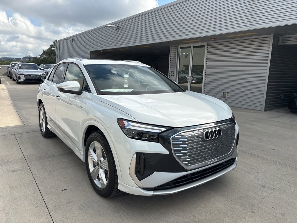 New 2026 Audi Q4 e-tron Premium Plus image 3