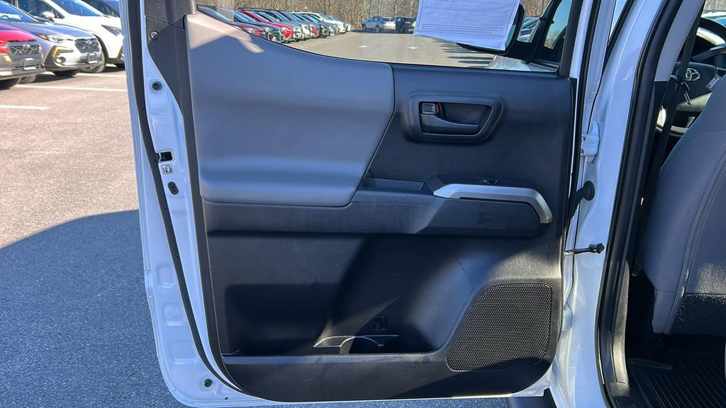 Used 2019 Toyota Tacoma SR5 image 18