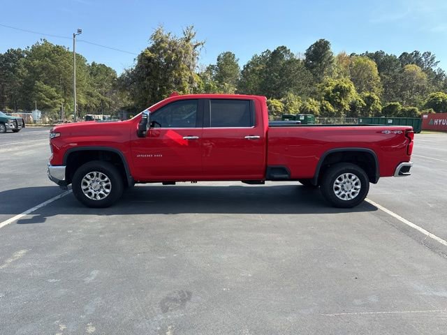 Used 2024 Chevrolet Silverado 2500 LTZ image 2