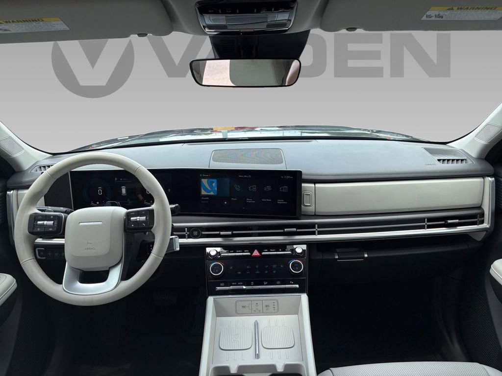 Certified 2025 Hyundai Santa Fe SEL FWD image 2