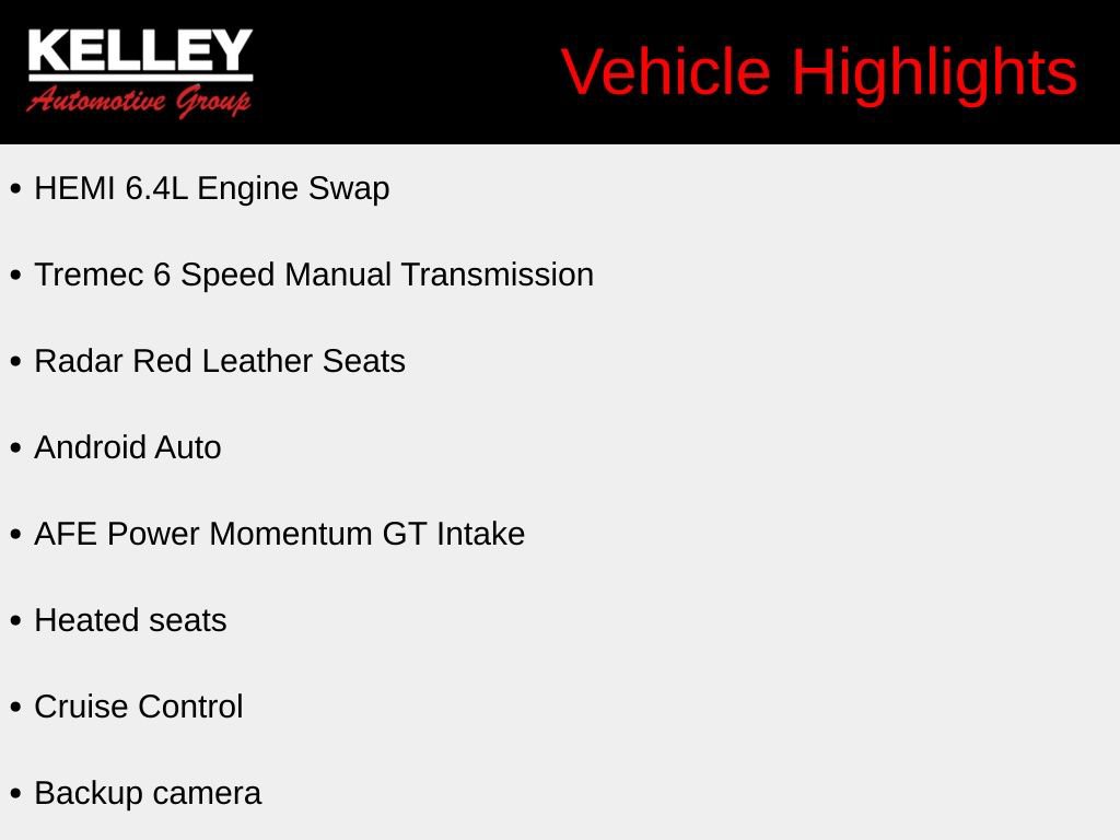 Used 2014 Dodge Challenger R/T RWD image 2