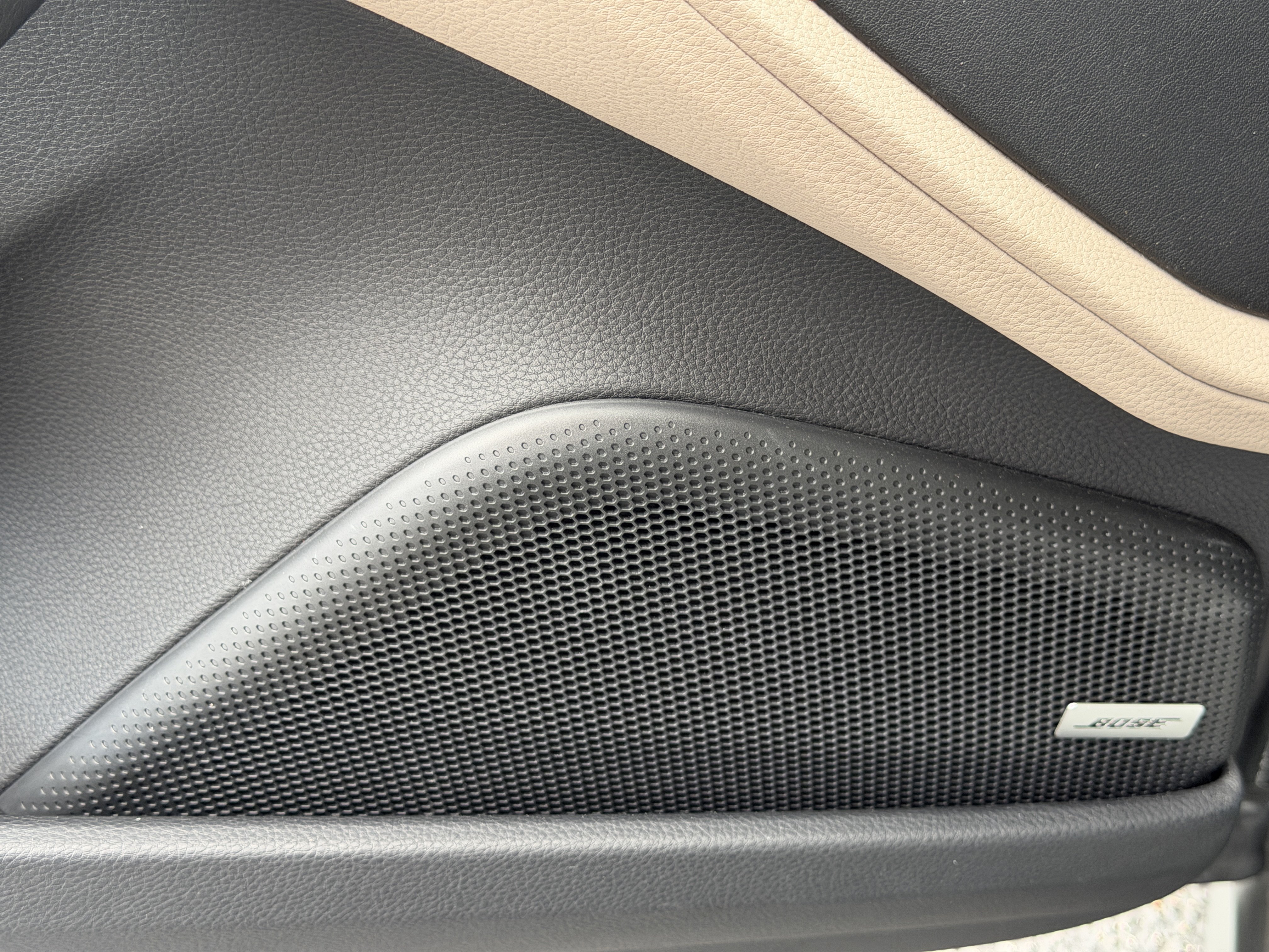 Certified 2025 Porsche Panamera 4 E-Hybrid AWD/4WD image 22