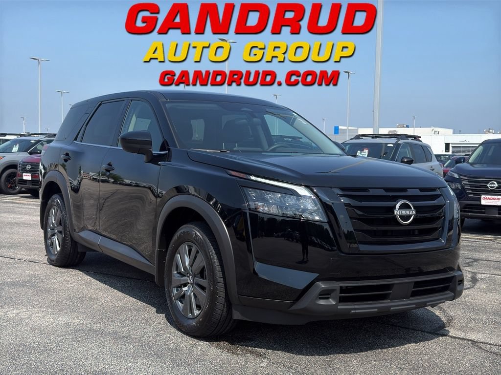 Certified 2025 Nissan Pathfinder S