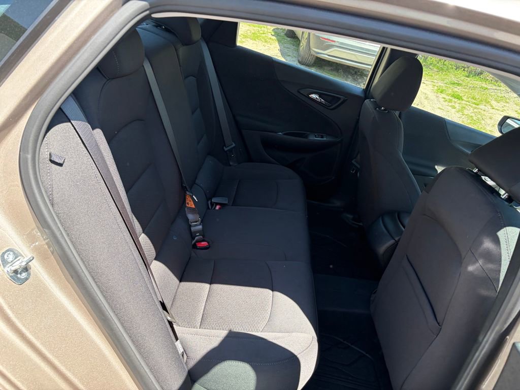 Used 2023 Chevrolet Malibu RS w/ LPO, Floor Liner Package FWD image 29