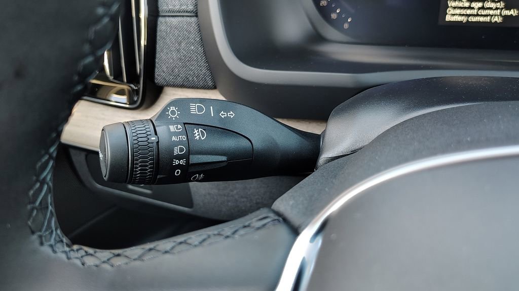 New 2026 Volvo XC90 B6 Plus image 17